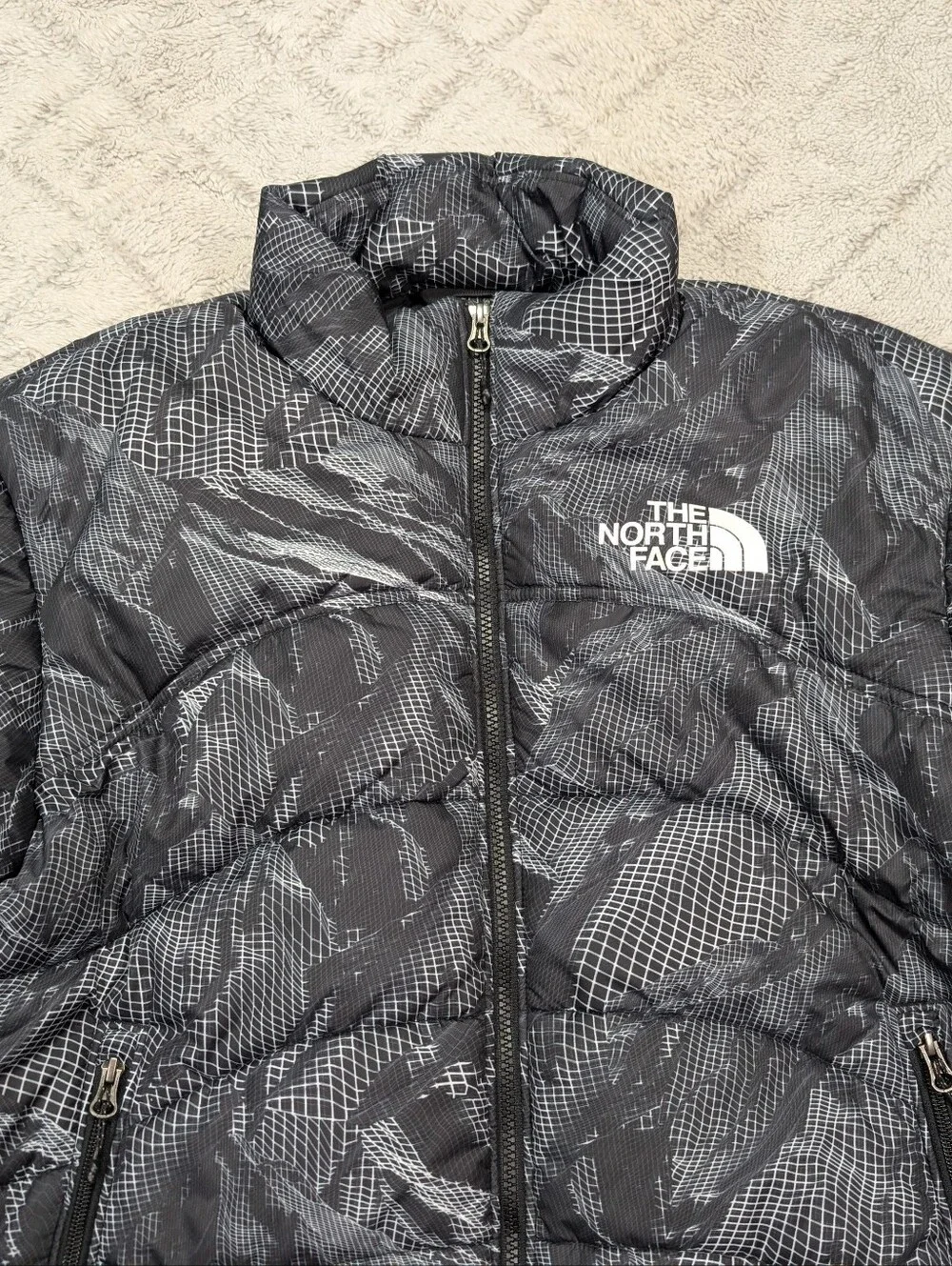 The North Face Jacket Mens M Black Gray 3D Mountain Print 2000 Puffer Summit